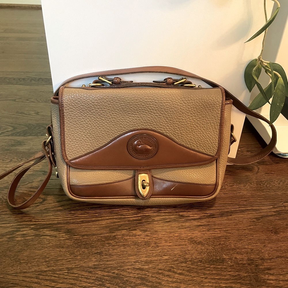 Vintage Dooney & Bourke Crossbody Bag